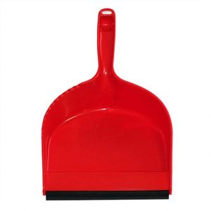 Dustpan with rubber lip